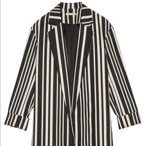 NETA NOTCH COLLAR BOYFRIEND BLAZER